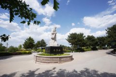 以文化、、、艺术、、、生态、、、人文塑造陵园景观之美