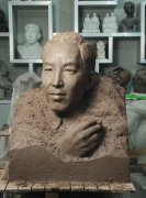 赵树理纪念雕像：文脉传承与创作精神的永恒丰碑