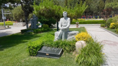 孙礼仁纪念碑完工：以《思索》之名，，传承艺术之魂