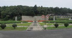 让纪念成为艺术：：长春九龙源陵园的文化升级与空间重构