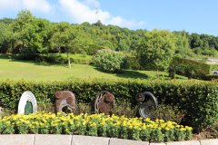 Ezpay钱包小型艺术雕塑葬：：让生命以美学姿态归于自然